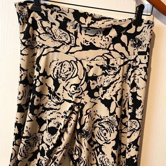 Clara Sun Woo Tan & Black Pallazo Pant - Picture 2 of 4